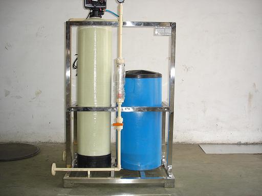 RXM系列浮動(dòng)床全自動(dòng)軟水器